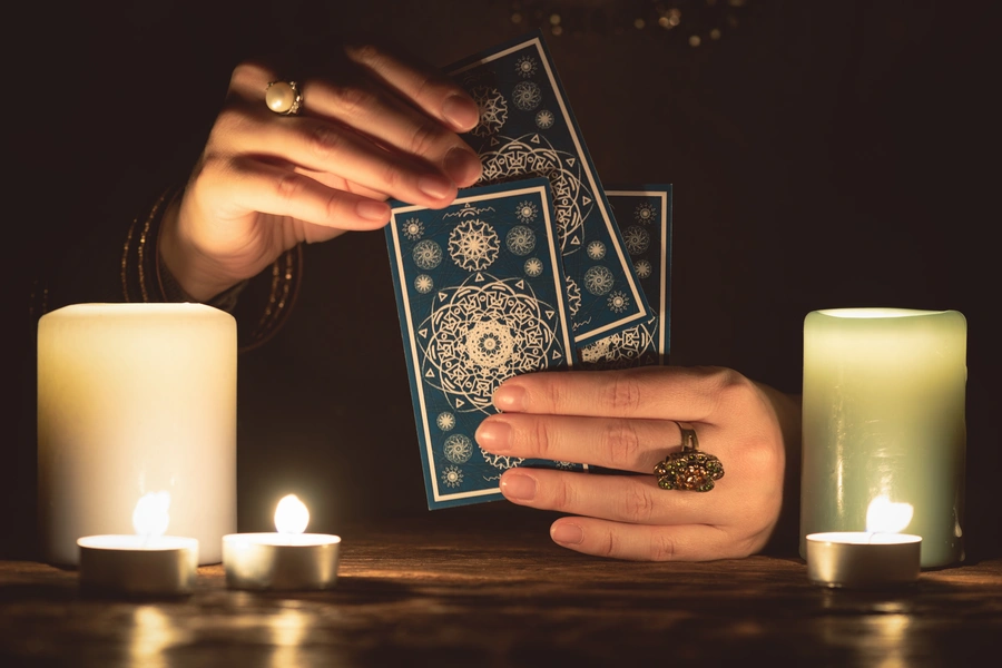 Understanding Major Arcana In Tarot Card Reading in Beverly Hills, CA